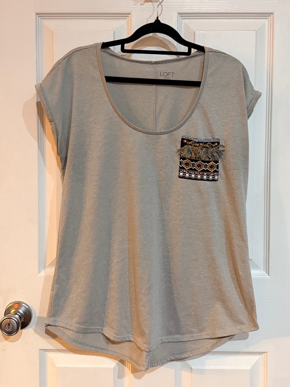 LOFT Outlet Gray Tee Shirt Embroidered Tassel Pocket Size Large